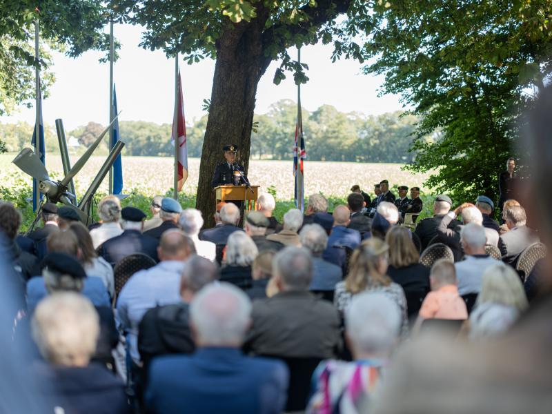 ../public/images/images/fotos/2023/Op Vleugels Der Vrijheid - 24 sept 2023 - 044.jpg